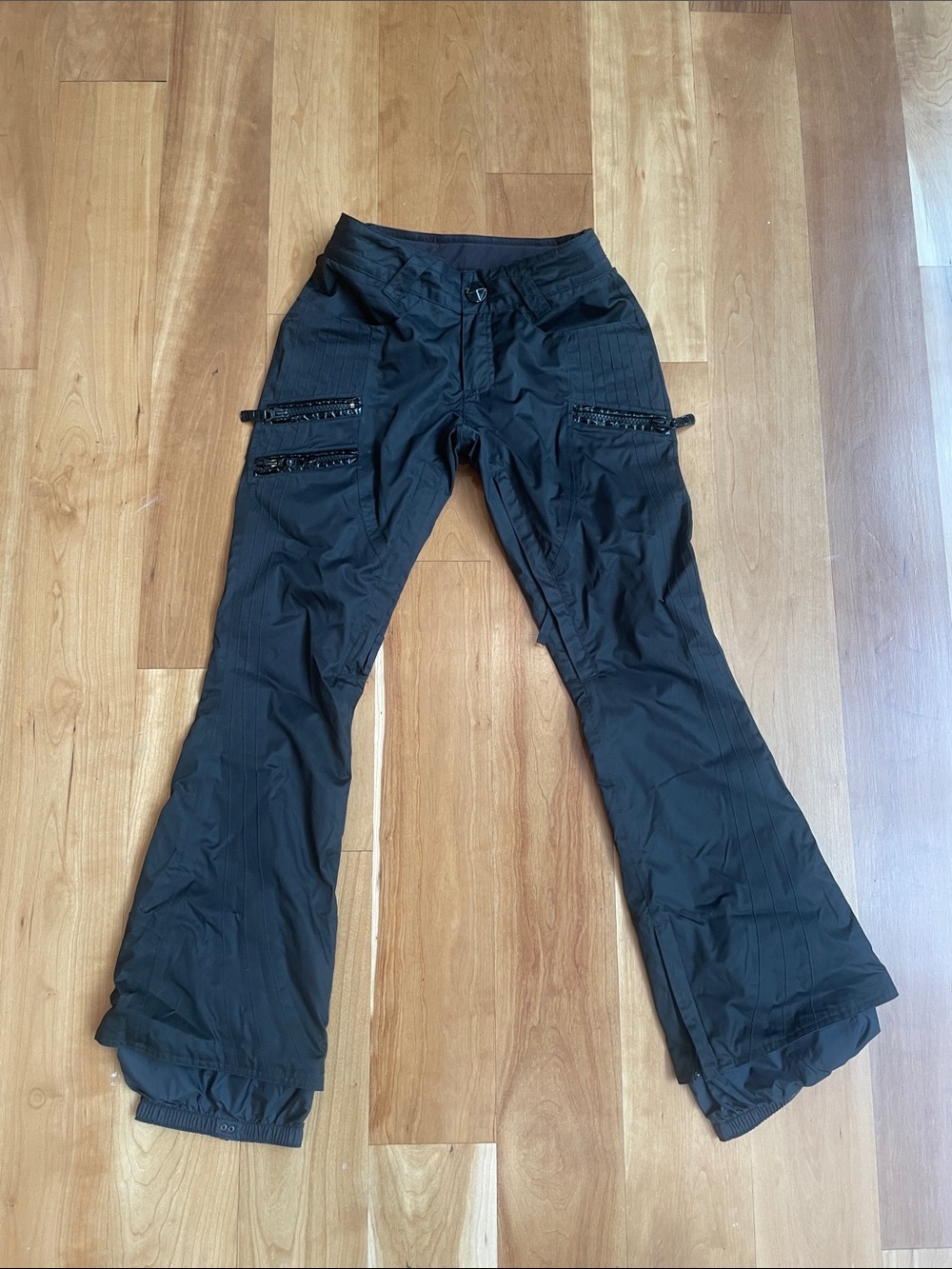 B by Burton women’s dry ride snowboard pants X small - worn twice.